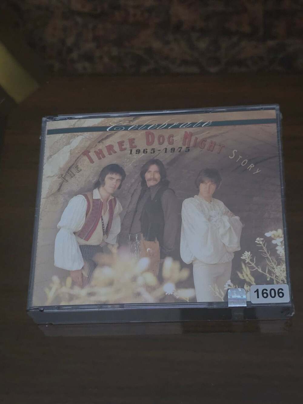 Three Dog Night Celebrate The Story 1965-1975 2 CD Set Joy to the World Mama